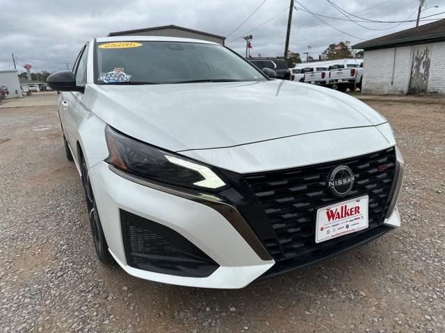 2023 Nissan Altima SR FWD 2023 Nissan Altima SR FWD