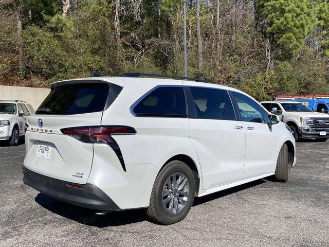 2022 Toyota Sienna XLE 2022 Toyota Sienna XLE