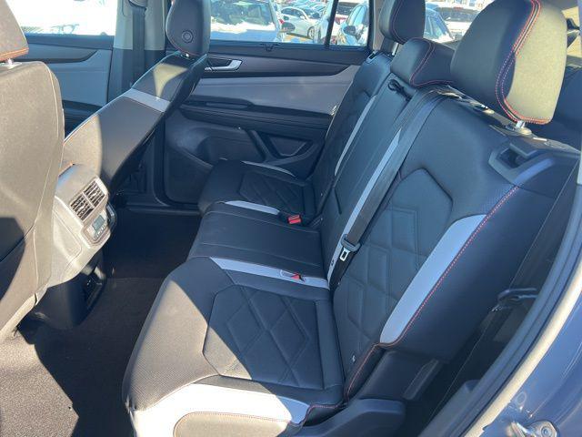 2026 Volkswagen Atlas Peak Edition