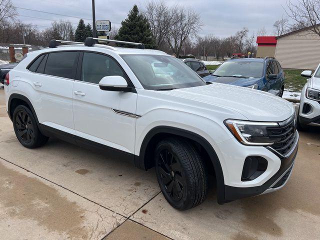 2026 Volkswagen Atlas Cross Sport SE with Technology for sale in Normal, IL