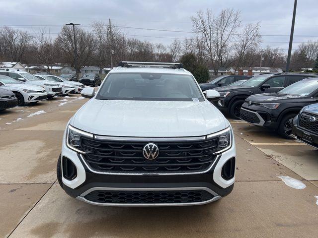 2026 Volkswagen Atlas Cross Sport SE with Technology