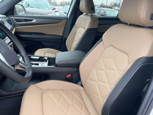 2026 Volkswagen Atlas Cross Sport SE with Technology
