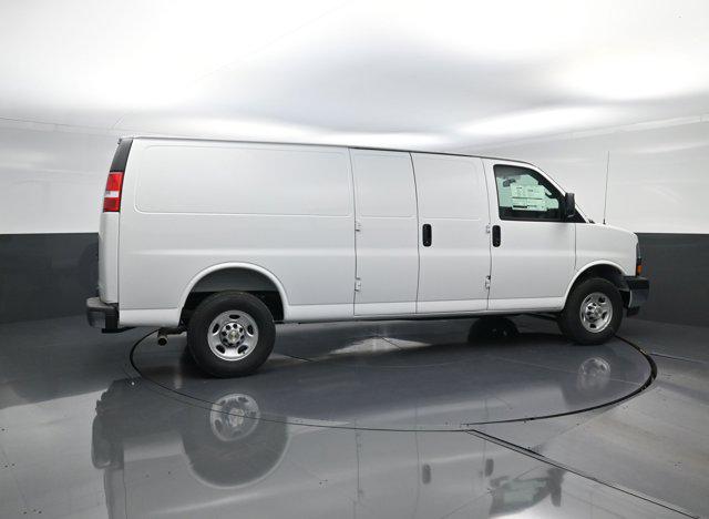 2025 Chevrolet Express Cargo Van RWD 3500 Extended Wheelbase WT