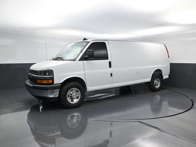 2025 Chevrolet Express Cargo Van RWD 3500 Extended Wheelbase WT