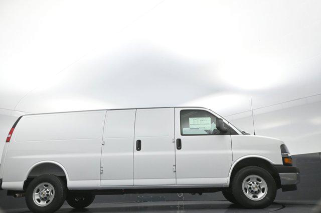 2025 Chevrolet Express Cargo Van RWD 3500 Extended Wheelbase WT