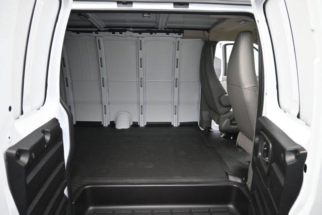 2025 Chevrolet Express Cargo Van RWD 3500 Extended Wheelbase WT