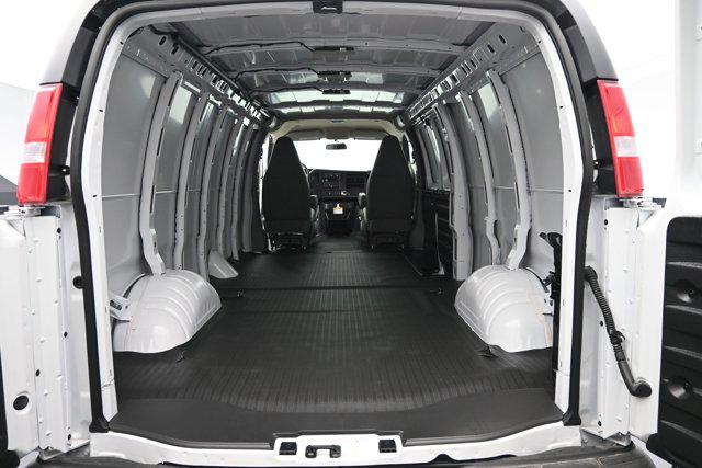 2025 Chevrolet Express Cargo Van RWD 3500 Extended Wheelbase WT