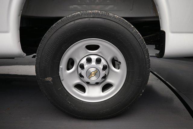 2025 Chevrolet Express Cargo Van RWD 3500 Extended Wheelbase WT