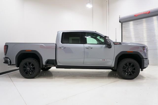 2026 GMC Sierra 2500HD Crew Cab, Standard Bed, AT4, 4WD