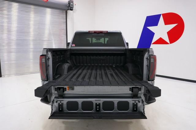 2026 GMC Sierra 2500HD Crew Cab, Standard Bed, AT4, 4WD