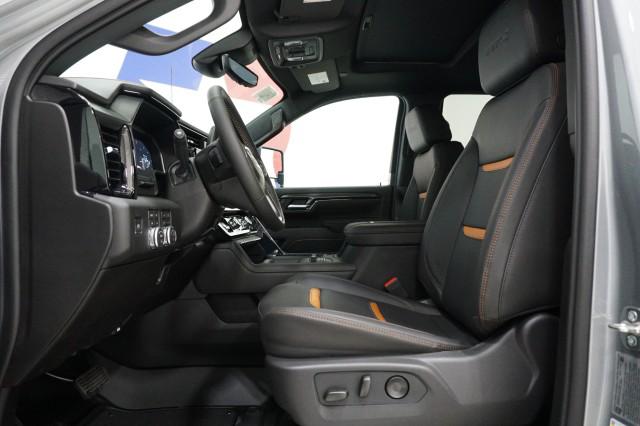 2026 GMC Sierra 2500HD Crew Cab, Standard Bed, AT4, 4WD
