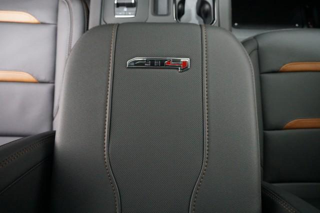 2026 GMC Sierra 2500HD Crew Cab, Standard Bed, AT4, 4WD