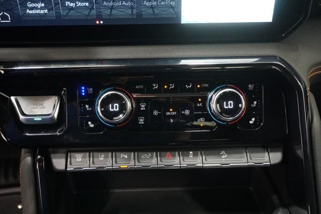 2026 GMC Sierra 2500HD Crew Cab, Standard Bed, AT4, 4WD