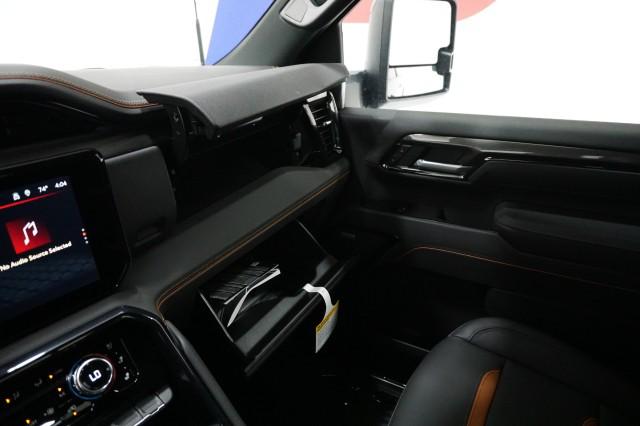 2026 GMC Sierra 2500HD Crew Cab, Standard Bed, AT4, 4WD