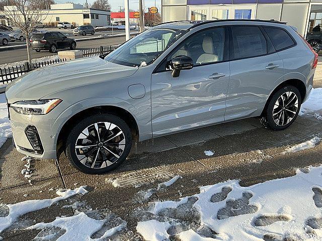 2026 Volvo XC60 Plug-In Hybrid Plus, T8 AWD Electric/Gasoline, Dark