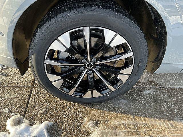 2026 Volvo XC60 Plug-In Hybrid Plus, T8 AWD Electric/Gasoline, Dark