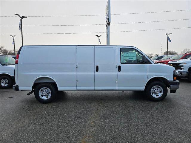 2025 Chevrolet Express Cargo Van RWD 3500 Extended Wheelbase WT