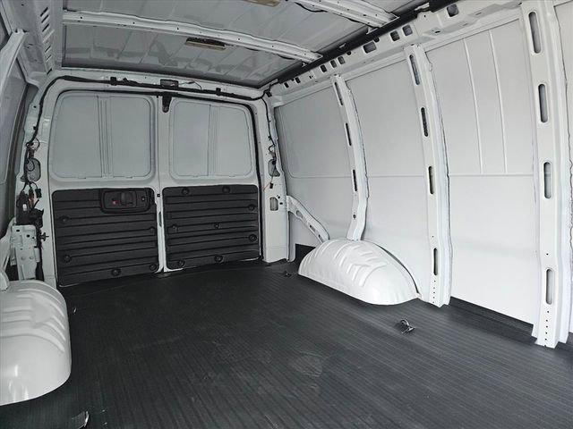 2025 Chevrolet Express Cargo Van RWD 3500 Extended Wheelbase WT