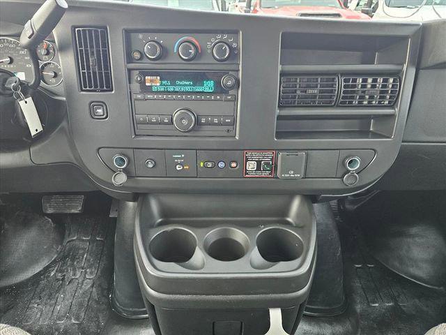 2025 Chevrolet Express Cargo Van RWD 3500 Extended Wheelbase WT