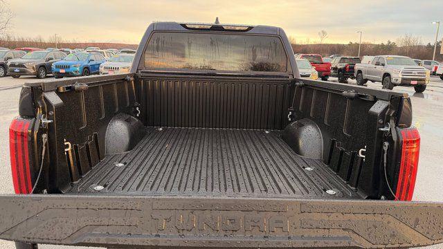 2026 Toyota Tundra SR5 CrewMax 5.5' Bed