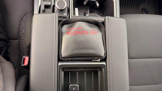 2026 Toyota Tundra SR5 CrewMax 5.5' Bed