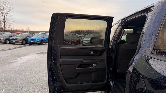 2026 Toyota Tundra SR5 CrewMax 5.5' Bed
