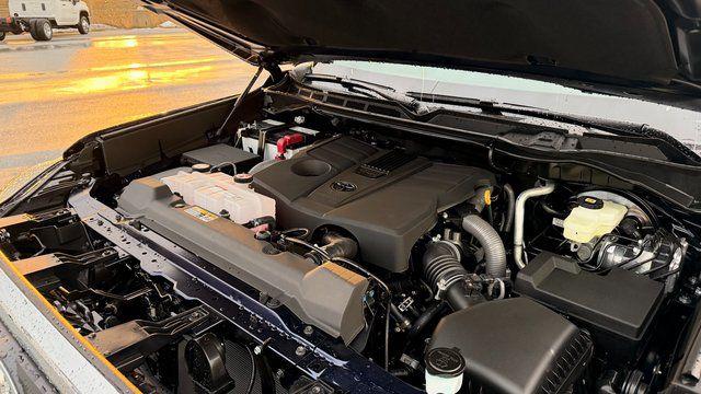 2026 Toyota Tundra SR5 CrewMax 5.5' Bed