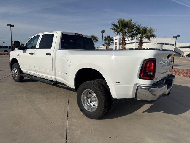 2026 RAM Ram 3500 RAM 3500 TRADESMAN CREW CAB 4X4 8 BOX