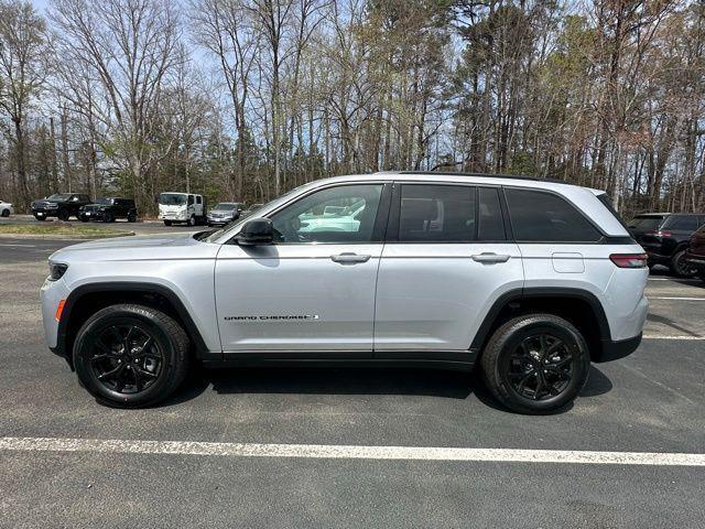 2026 Jeep Grand Cherokee GRAND CHEROKEE LAREDO ALTITUDE 4X4 2026 Jeep Grand Cherokee GRAND CHEROKEE LAREDO ALTITUDE 4X4