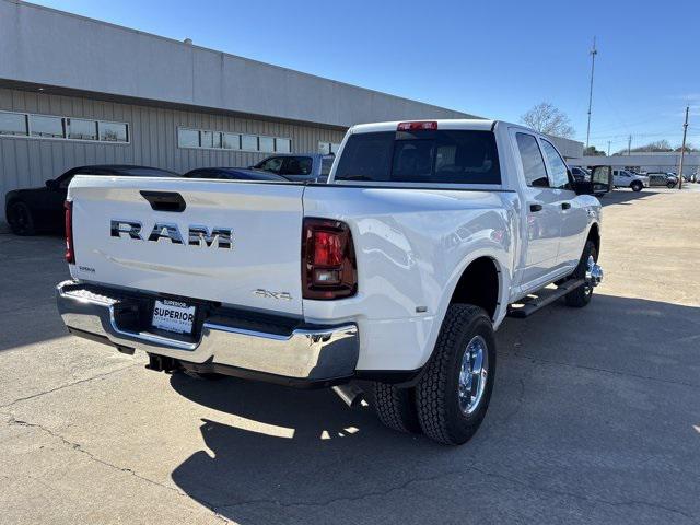 2026 RAM Ram 3500 RAM 3500 TRADESMAN CREW CAB 4X4 8 BOX