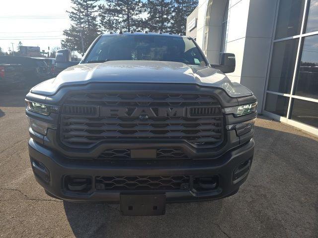 2026 RAM Ram 3500 RAM 3500 TRADESMAN CREW CAB 4X4 64 BOX