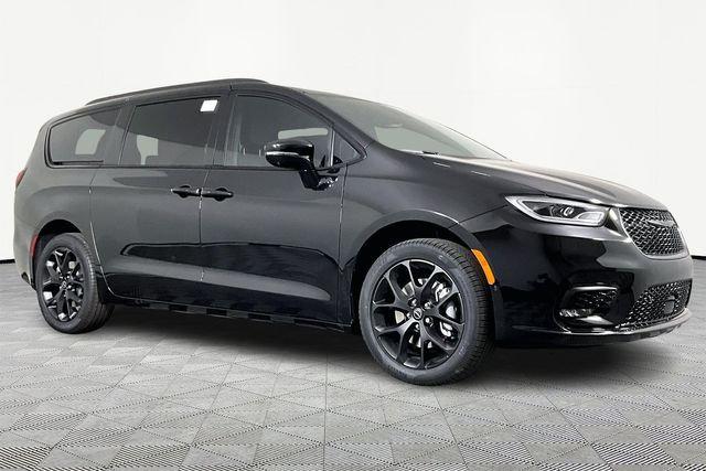 2026 Chrysler Pacifica PACIFICA LIMITED AWD
