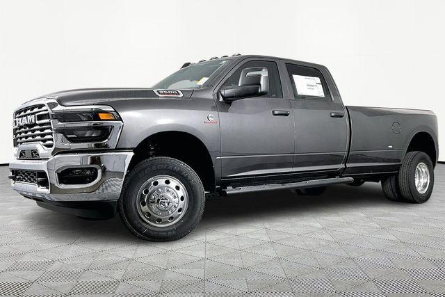 2026 RAM Ram 3500 RAM 3500 TRADESMAN CREW CAB 4X4 8 BOX