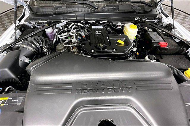 2026 RAM Ram 3500 RAM 3500 TRADESMAN CREW CAB 4X4 8 BOX