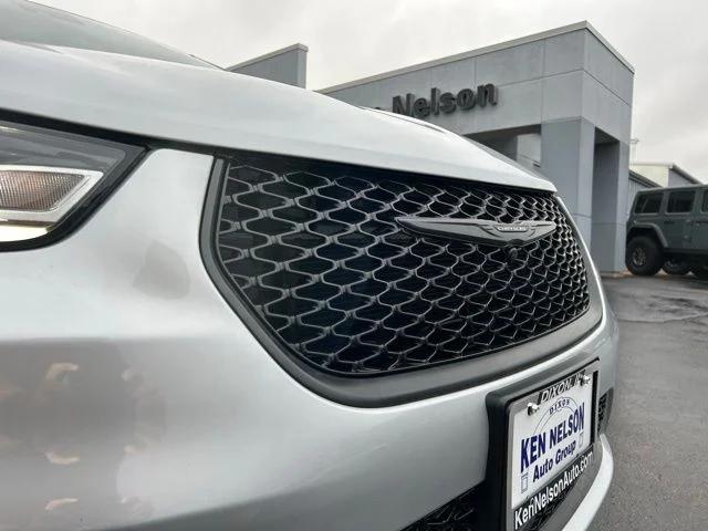 2026 Chrysler Pacifica Limited AWD