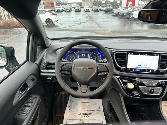 2026 Chrysler Pacifica Limited AWD