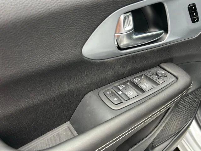 2026 Chrysler Pacifica Limited AWD