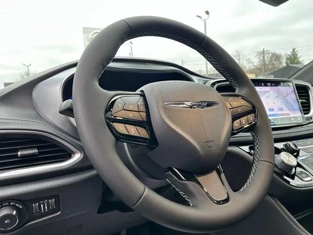 2026 Chrysler Pacifica Limited AWD