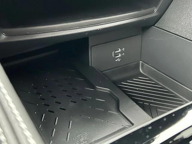 2026 Chrysler Pacifica Limited AWD