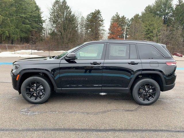 2026 Jeep Grand Cherokee GRAND CHEROKEE LAREDO ALTITUDE 4X4
