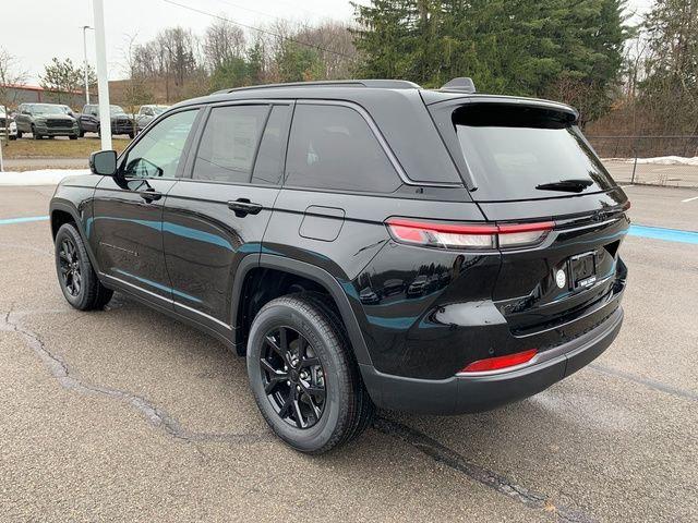 2026 Jeep Grand Cherokee GRAND CHEROKEE LAREDO ALTITUDE 4X4 2026 Jeep Grand Cherokee GRAND CHEROKEE LAREDO ALTITUDE 4X4