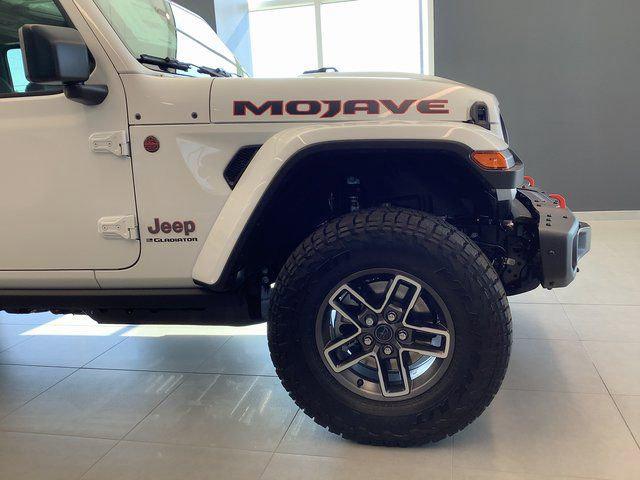 2026 Jeep Gladiator GLADIATOR MOJAVE X 4X4