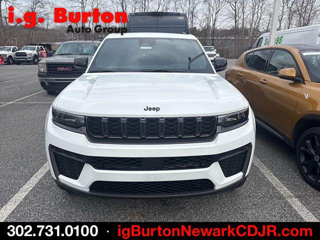 2026 Jeep Grand Cherokee GRAND CHEROKEE LAREDO ALTITUDE 4X4 2026 Jeep Grand Cherokee GRAND CHEROKEE LAREDO ALTITUDE 4X4