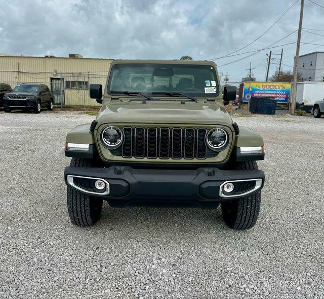 2026 Jeep Gladiator GLADIATOR SAHARA 4X4 2026 Jeep Gladiator GLADIATOR SAHARA 4X4