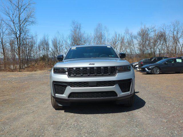 2026 Jeep Grand Cherokee GRAND CHEROKEE LAREDO ALTITUDE 4X4 2026 Jeep Grand Cherokee GRAND CHEROKEE LAREDO ALTITUDE 4X4