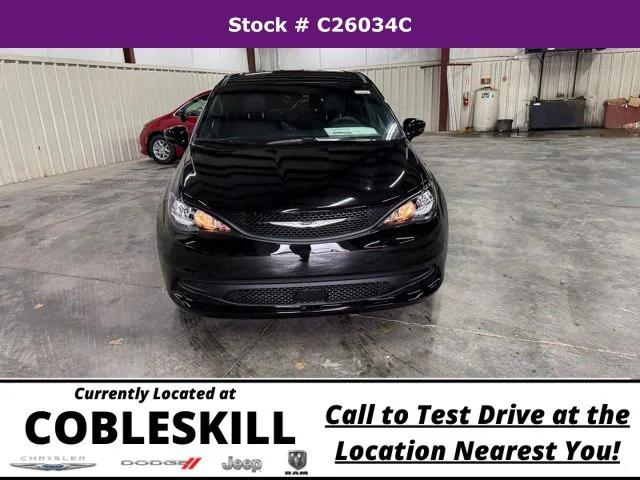 2026 Chrysler Voyager VOYAGER LX