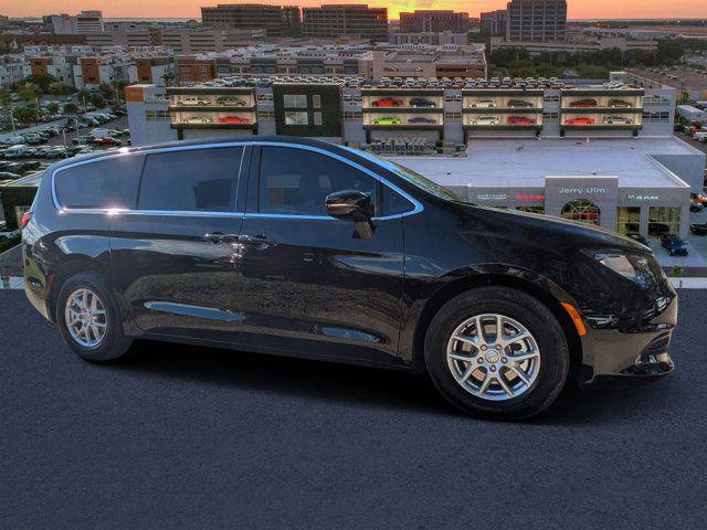 2026 Chrysler Voyager VOYAGER LX