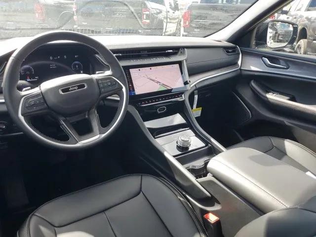 2026 Jeep Grand Cherokee Limited 4x2