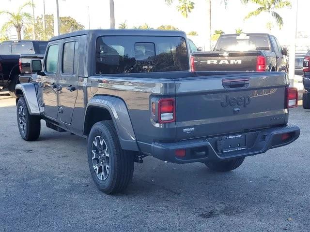 2026 Jeep Gladiator GLADIATOR SAHARA 4X4