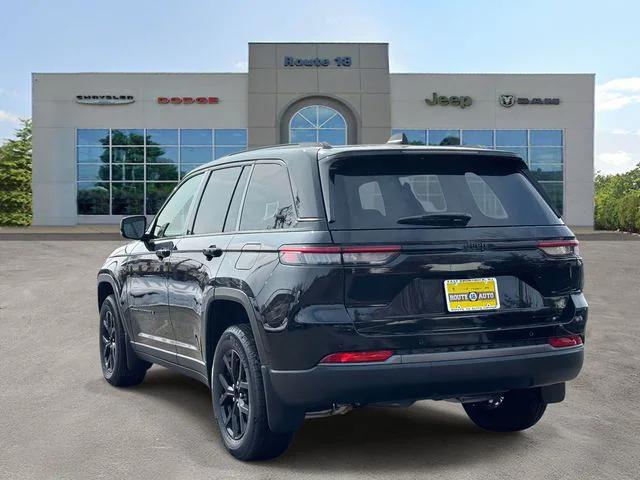 2026 Jeep Grand Cherokee GRAND CHEROKEE LAREDO ALTITUDE 4X4